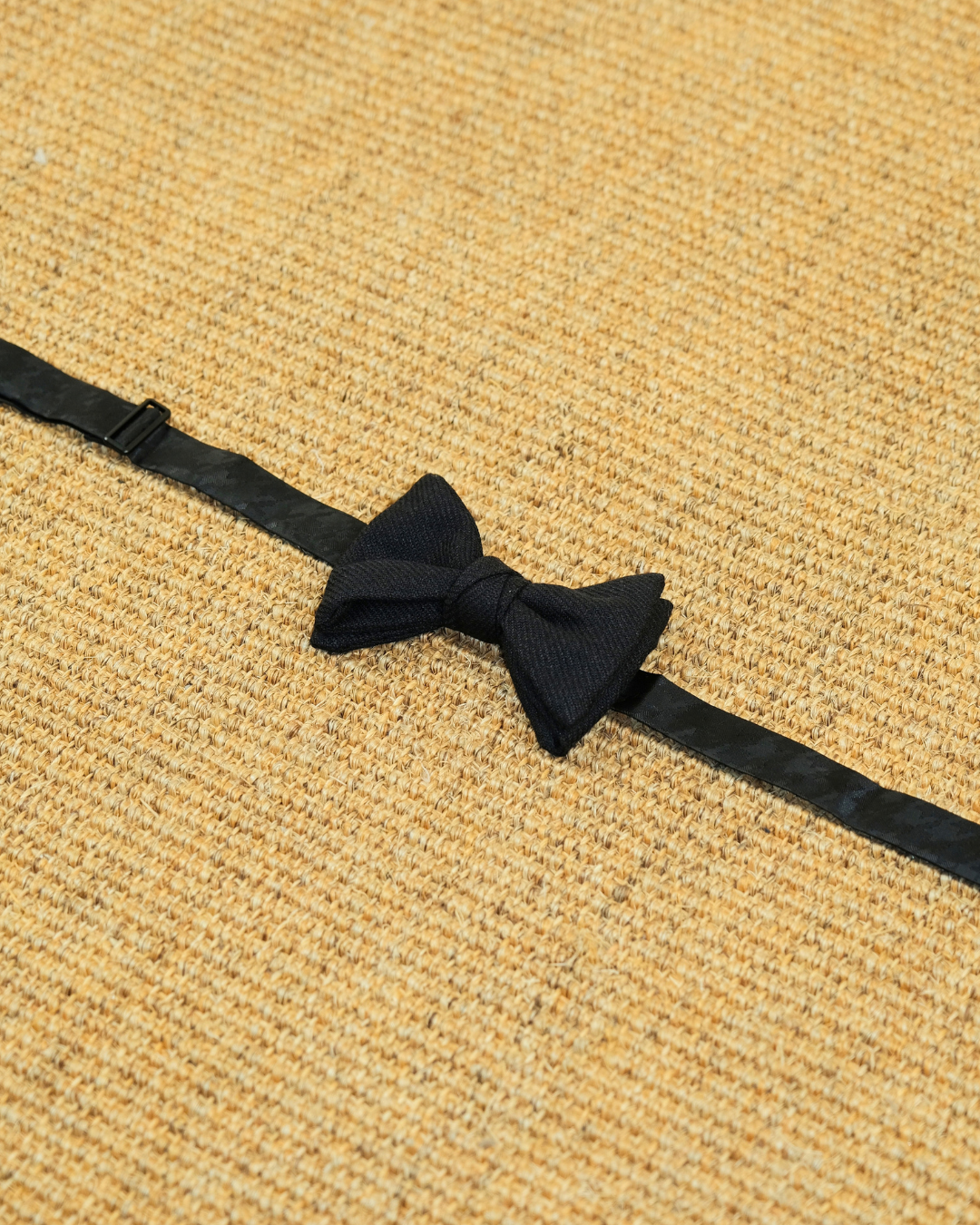 HIATUS Black Texture Bowtie