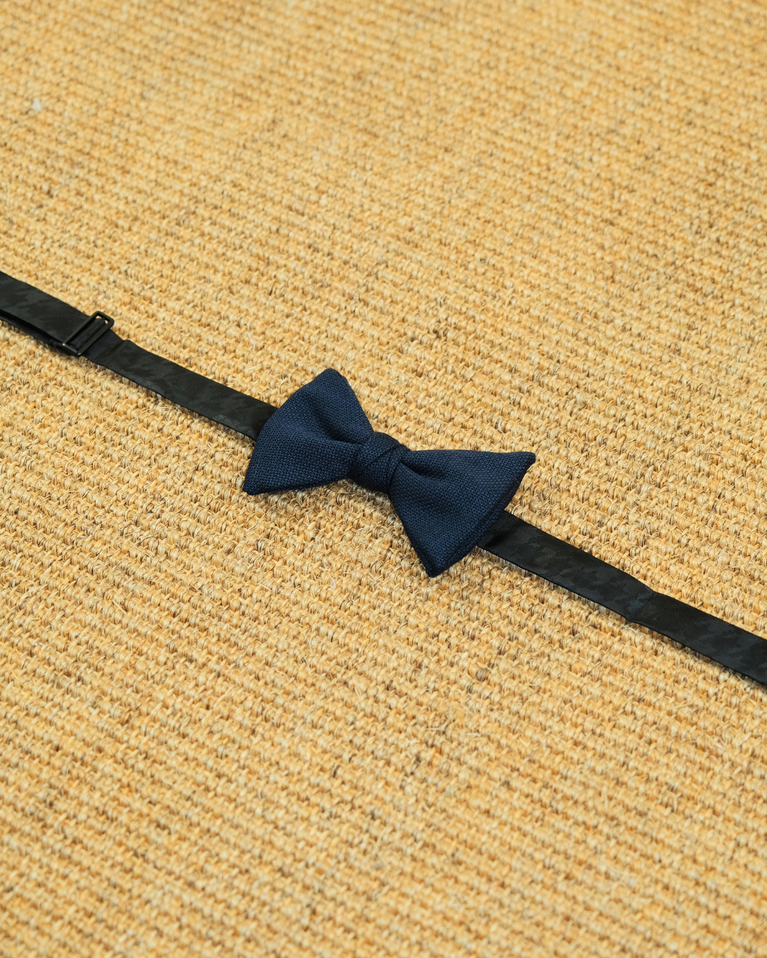 HIATUS Navy Texture Bowtie